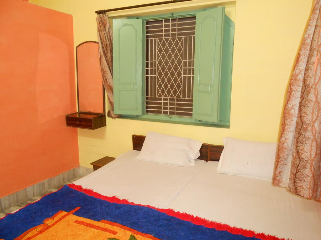 Elvis Guest House Varanasi Quarto foto